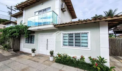 Casa de condomínio com 4 suítes em Geribá.