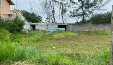 Terreno à venda dentro de condomínio em Manguinhos em Buzios