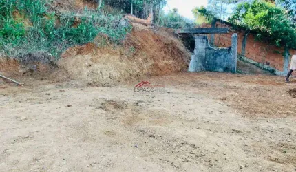 TERRENO NO ALTO MANHATTAN MEDINDO 624 M COM VISTA PARA RUA DAS PEDRAS