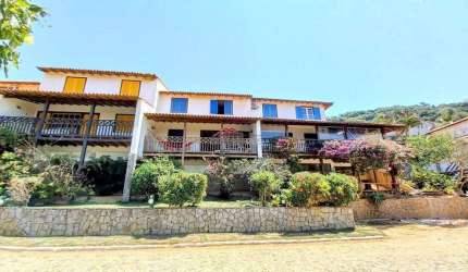 Casa à venda com 3 quartos dentro de condomínio no Arpoador da Rasa em Buzios
