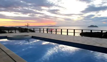 Casa com VISTA em João Fernandes