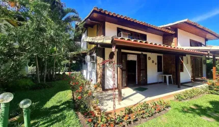 Linda casa ao lado da praia!