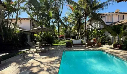 Casa com 3 suítes e 2 quartos em Geribá - 50 metros da praia