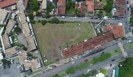 Terreno Comercial à Venda – Centro de Búzios