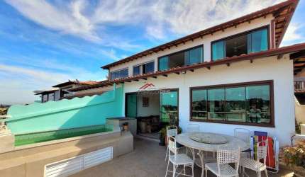 Casa com 4 quartos em Búzios