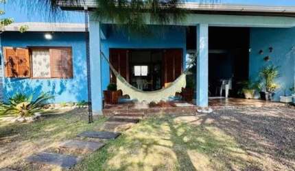 Casa com 2 quartos à venda em Rainha do Mar, Xangri-Lá , 100 m2 por R$ 425.000