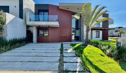 Casa em condomínio fechado