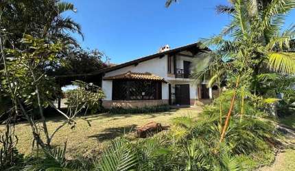 Casa à venda no centro de Imbé