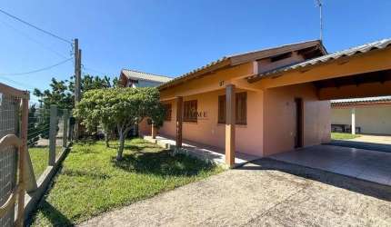 Casa à venda próxima ao mar em Imbé
