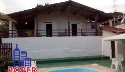 LINDA CASA COM TERRENO DE 1.000 M²/ CASA SEDE/ PISCINA/ ÁREA GOURMET À VENDA NO CRISTAL PARK3, SANTANA DO PARNAIBA