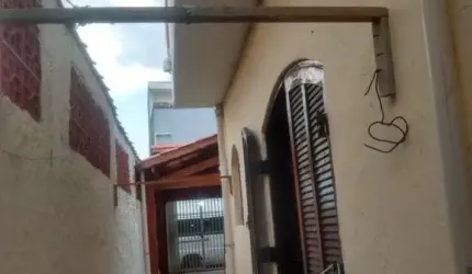 EXCELENTE CASA COM 3 DORMITÓRIOS/ SALÃO GOURMET/2 VAGAS À VENDA NA VILA ESPERANÇA