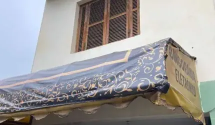 CASA ASSOBRADADA COM EDÍCULA E SALÃO COMERCIAL À VENDA EM TERRENO DE 200 M² NA VILA CARRÃO!