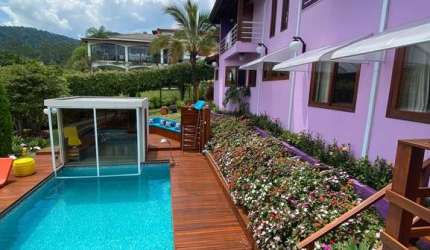LINDA CHÁCARA DE ALTO PADRÃO COM 2.000 M² COM CASA SEDE/PISCINA/ESPAÇO GOURMET E CAMPO DE FUTEBOL À VENDA NO CONDOMÍNIO CAPELA DO BARREIRO EM ITATIBA