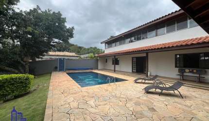 EXCELENTE CHÁCARA DE 800 M² COM TODA ESTRUTURA QUE ACEITA FINANCIAMENTO À VENDA EM PIRACAIA