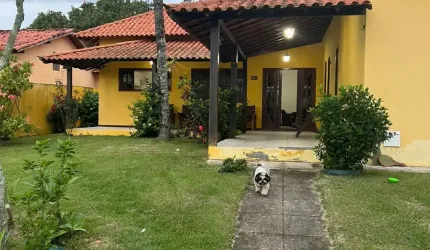 VENDO CASA COM QUINTAL DENTRO DO CONDOMÍNIO ÁGUA DOCE