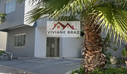 VENDO CASA DE TRES QUARTOS DENTRO DE CONDOMINIO EM SAQUAREMA