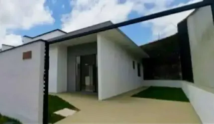 Casa à 800m do mar com 2 quartos em Peruíbe.