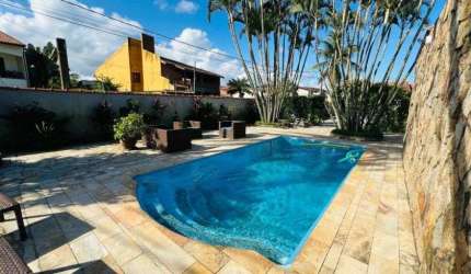 Casa à venda de alto padrão no Cibratel 2 - R$ 1.150.000,00.