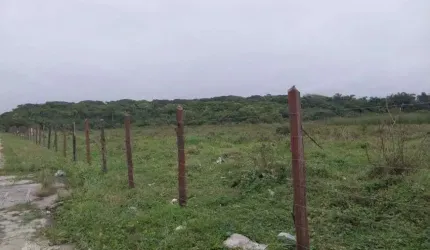 Terreno frente ao mar em Itanhaém.