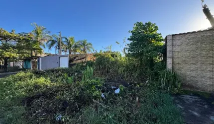 Terreno com escritura à 900m do mar em Itanhaém.