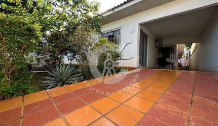 Casa Jd Naipi à venda, 170 m  por R  400.000 - Jardim Naipi - Foz do Iguaçu PR