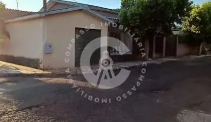 Casa com 3 dormitórios à venda,240.00 m , Profilurb I, FOZ DO IGUACU - PR