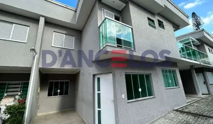 Sobrado em Condomínio à Venda em Itaquera, São Paulo-SP: 2 Quartos, 1 Suíte, 1 Sala, 2 Banheiros, 1 Vaga de Garagem!