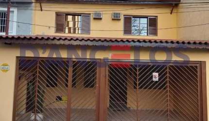 Lindo Sobrado com 4 quartos e 200m² no Tatuapé, São Paulo-SP