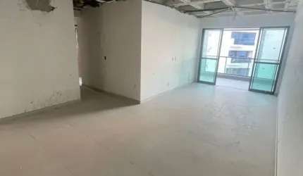 Edf. Aurora Casa Forte - Apartamento em Casa Forte com 4 quartos sendo 3 suítes com 135m² por R$ 1.300.000,00.