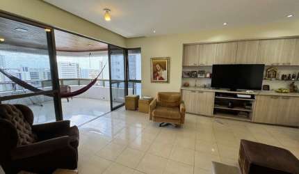 Edf. Assis Pedrosa - Apartamento no Bairro do Parnamirim com 4 quartos sendo 3 suítes  com 198m² 3 Vagas por R$ 1.540.000,00.