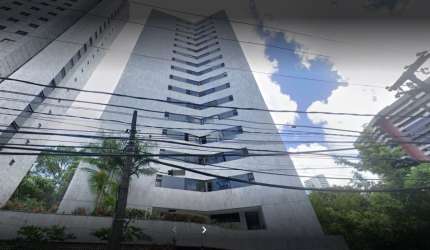 Edf. Clarinda Priori - Lindo Apartamento ao lado do Parque da Jaqueira com 4 quartos sendo 2 suítes  com 210m² por R$ 2.600.000,00.