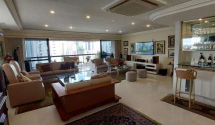 Edf. La Maison - Apartamento no Bairro do Parnamirim com 4 quartos sendo 2 suítes com 296m² por R$ 1.600.000,00.