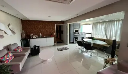 Edf. Vila Verde - Apartamento no Bairro de Casa Forte com 3 quartos sendo 3 suítes  com 202m² por R$ 2.000,000,00.