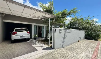 Casa na praia a 400 metros do mar