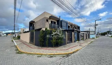 O seu sobrado mobiliado na praia está te esperando