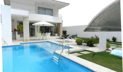 Cond. próximo Vilas do Atlântico.