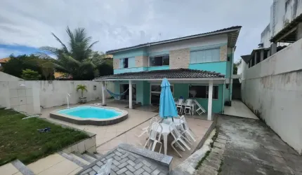 Casa em Vilas c/ terreno de 700m²