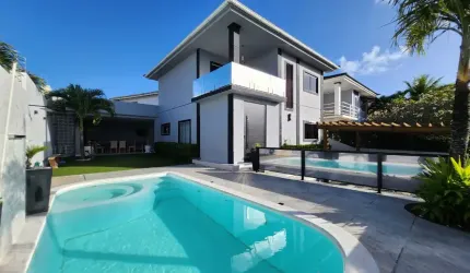 Casa fino acabamento e piscina!!