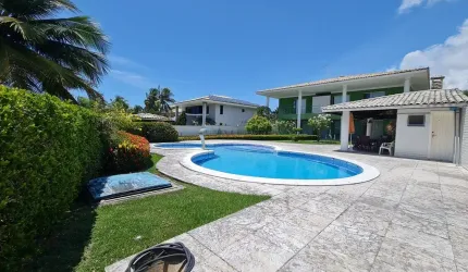 Alto padrão! Cond. fechado e amplo terreno de 1.150m²