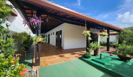 Casa térrea em cond. fechado!!