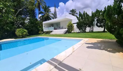 Amplo terreno de 1400m² em cond. fechado!!