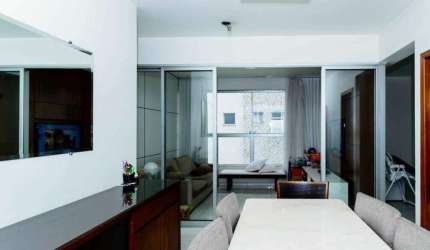 Excelente 04 quartos no Lourdes.