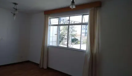 Excelente apartamento no Prado.