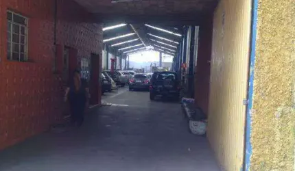 EXCELENTE GALPÃO, 550m² DE TERRENO, 750m² ÁREA CONSTRUÍDA
