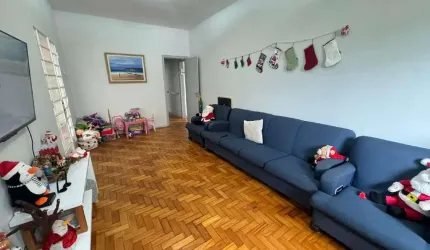 CASA À VENDA, RESIDENCIAL OU COMERCIAL, PRÓXIMO AO MATERDEI