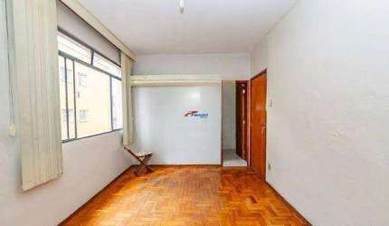 Apartamento de 3 quartos para alugar.