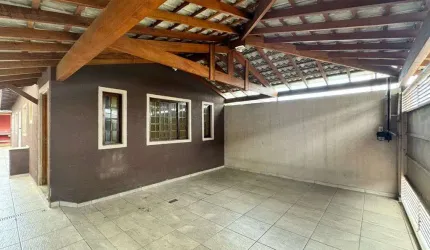 Casa térrea à venda no bairro Nova Atibaia em Atibaia - SP