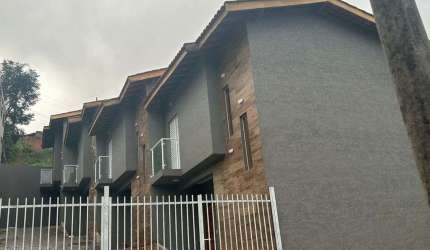 Casa à venda em Village - Bom Jesus dos Perdões - 67m2 - R$ 320.000,00