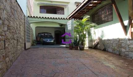 Casa (Sobrado) para Locação, 4 vaga(s), 398 m²