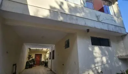 Casa com 4 quartos à venda na das Papoulas, 40, Parque Terra Nova, São Bernardo do Campo por R$ 1.050.000